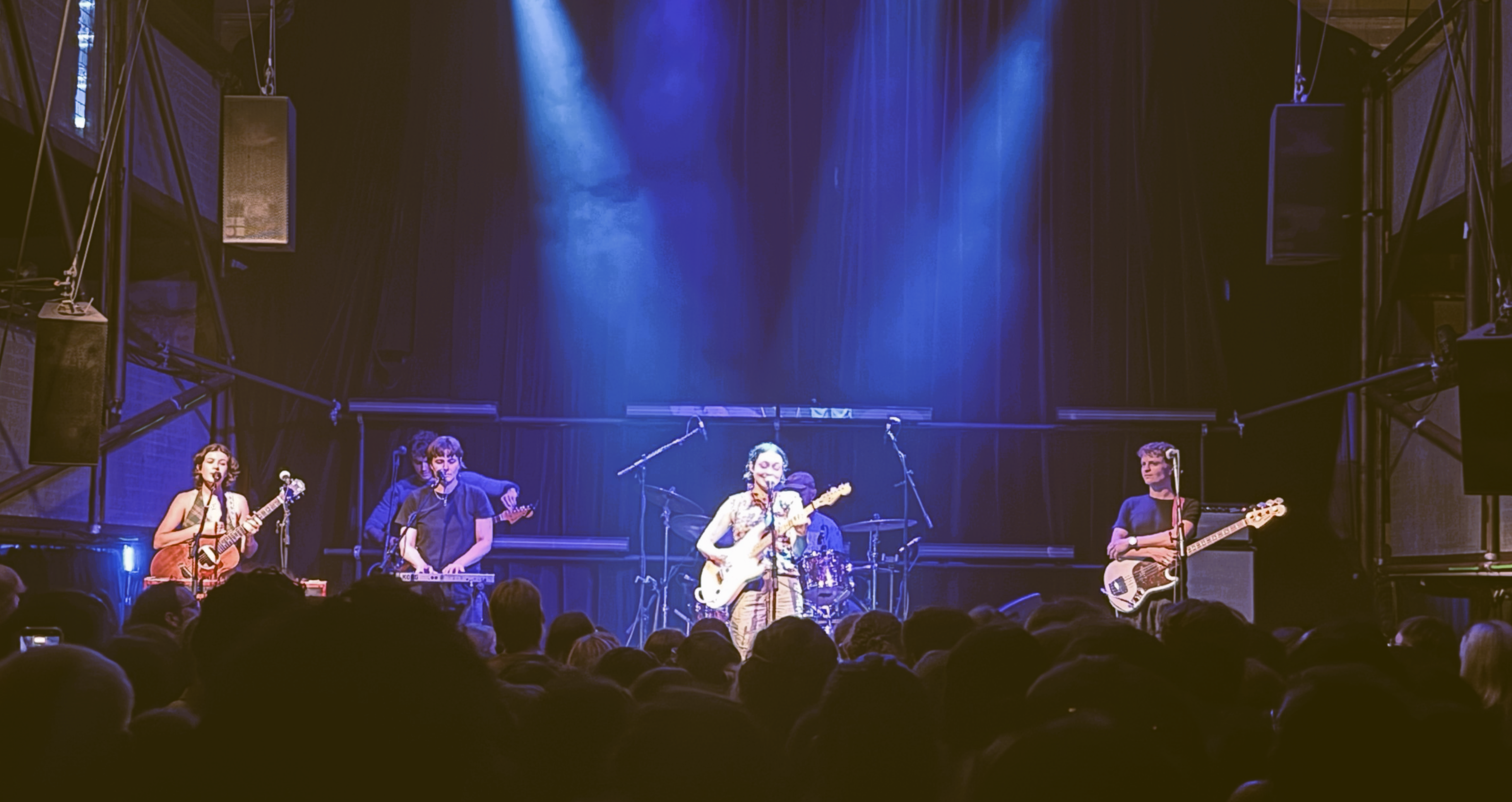 Gig Review – Stella Donnelly with Ullah and Anna Schneider